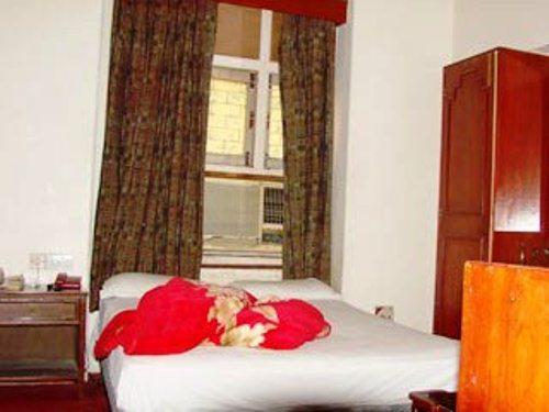 Hotel Krishna Palace New Delhi Bagian luar foto